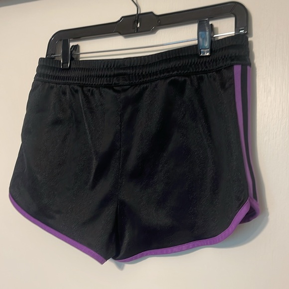 Adidas shorts - Picture 3 of 5